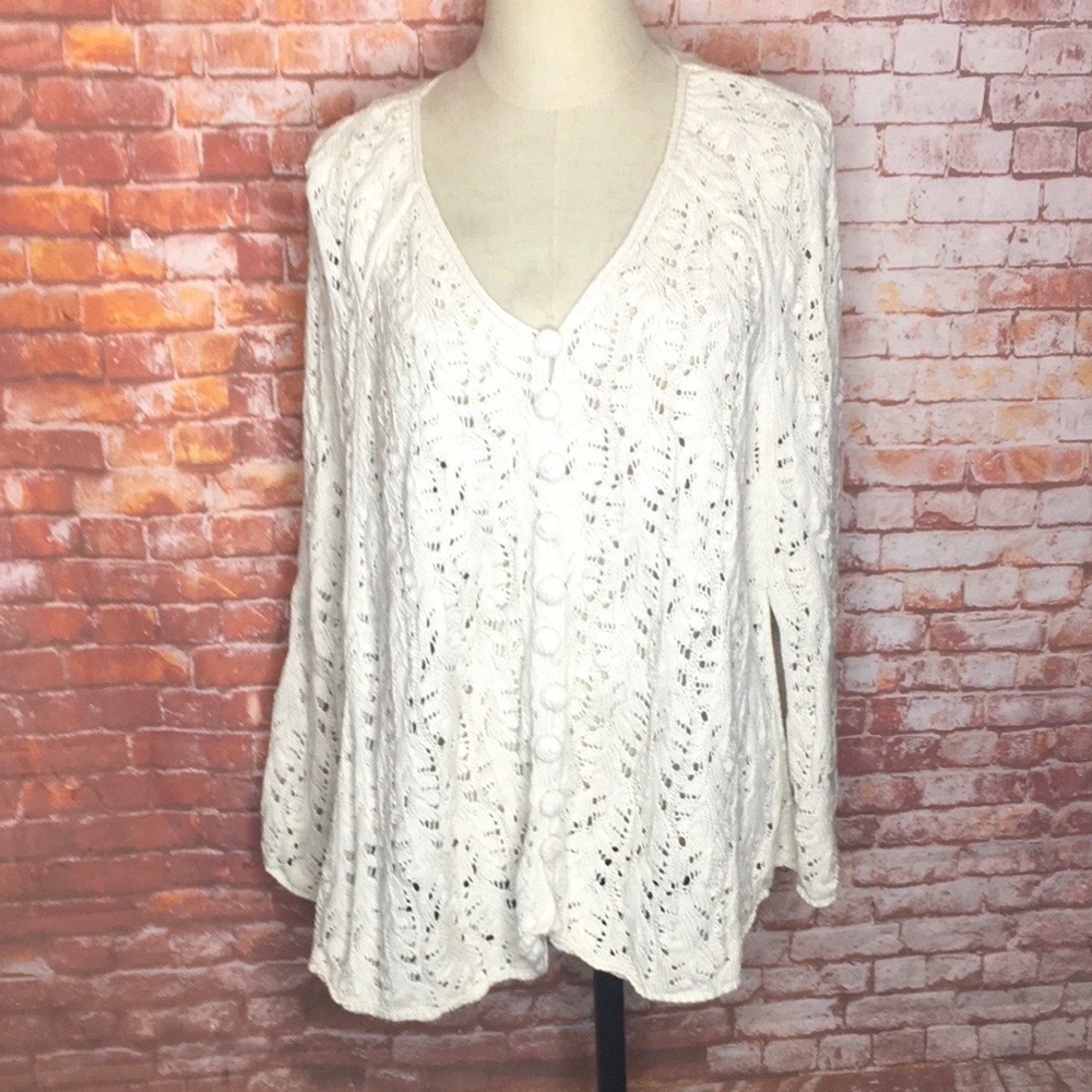 Vintage Handmade White Pointelle Knit Poncho Cape